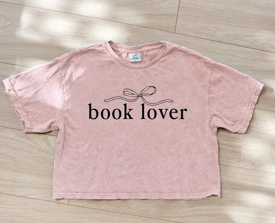 Book Lover Mineral Wash Crop