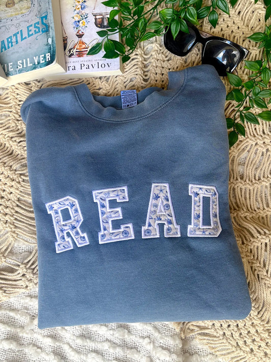 Read Seashell Sweatshirt