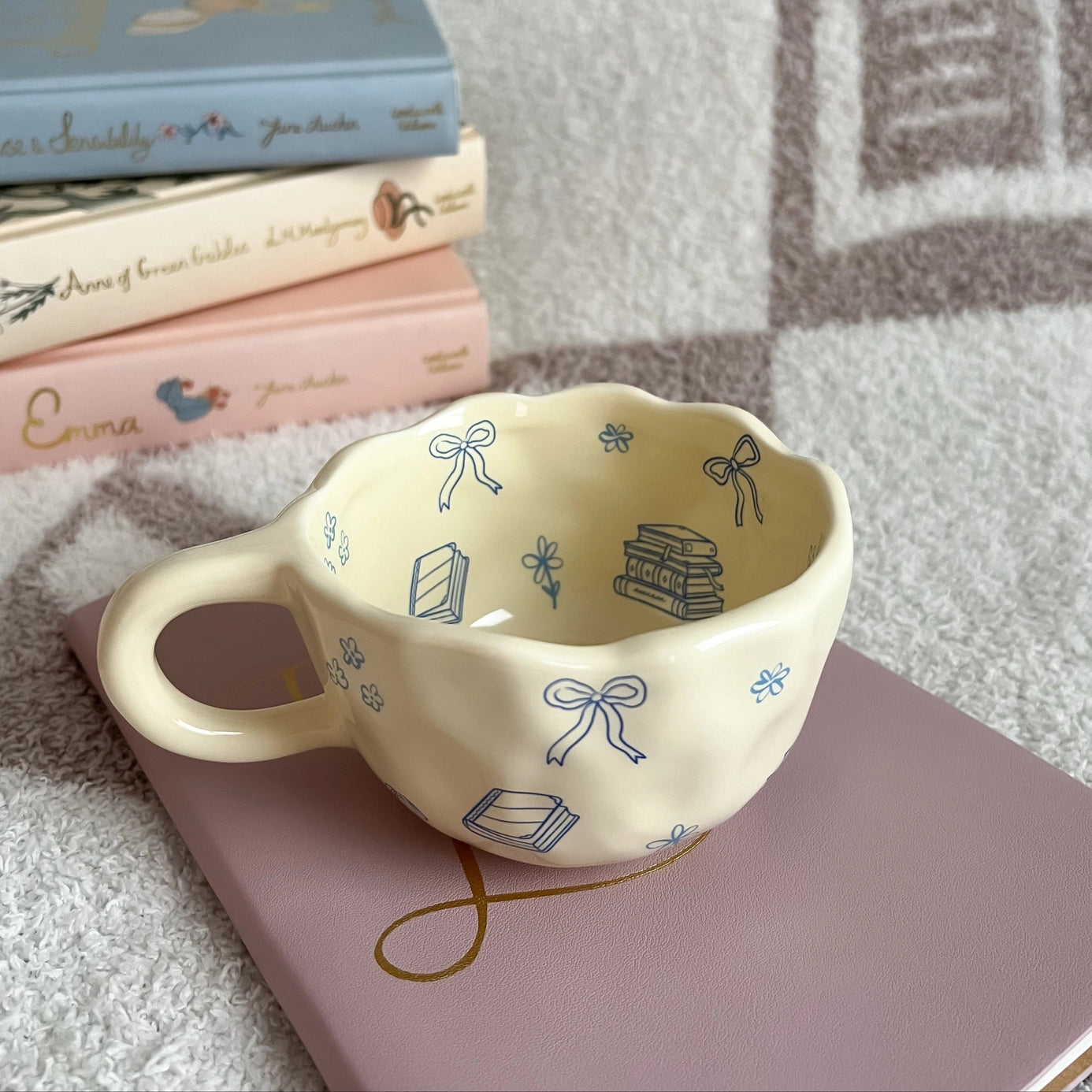 Bows & Books Mug -Blue/Ivory Floral